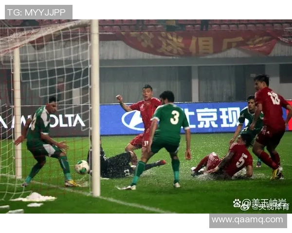 中国男足球员大肚子现象引热议 聚焦球场外的体型变化与职业生涯影响