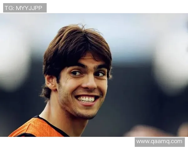 巴西足球巨星卡卡惊艳空降贵州 与球迷共享激情绿茵盛宴